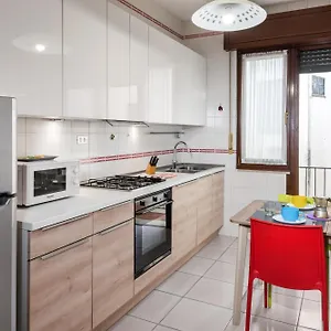 Flats4rent Lucia Apartment